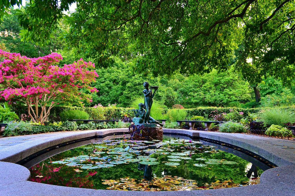 Conservatory Garden, Central Park, New York City 7067dbbc1588ae0336f8ed49a15bdd47