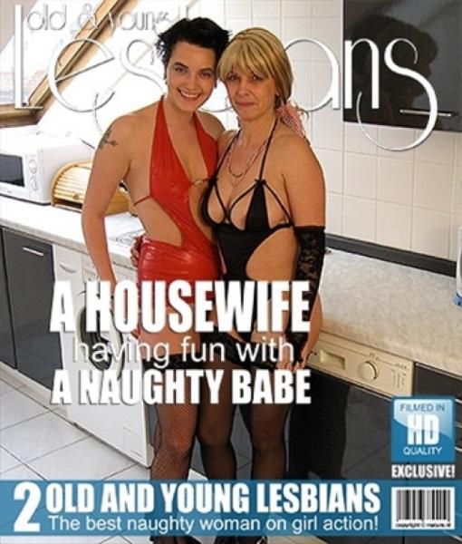 Joana, Lyda- Old and young amateur lesbians  - [888.7 MB]