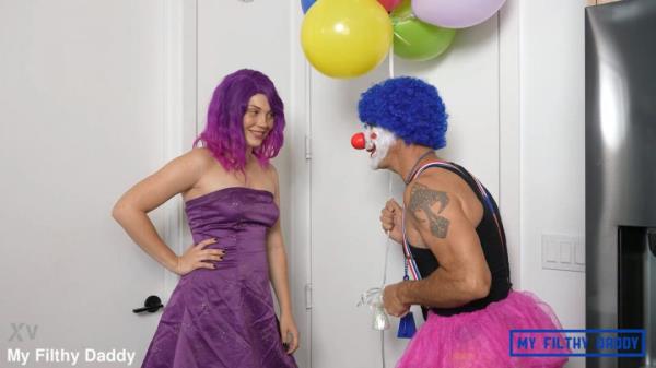 Alice Upton - Filthy the Clown Strikes Again! Girls Love Kinky Clown Sex [FullHD 1080p]