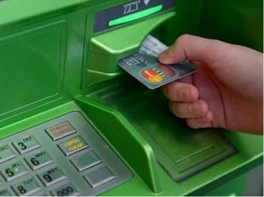 Всіх грошей не забереш: наименовано ліміти на зняття готівки в банкоматах