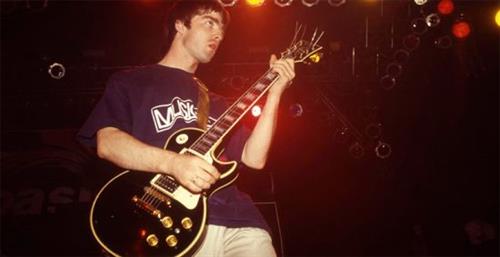Lick Library – Oasis Guitar Lessons