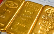 Цены на золото выросли до рекордного максимума