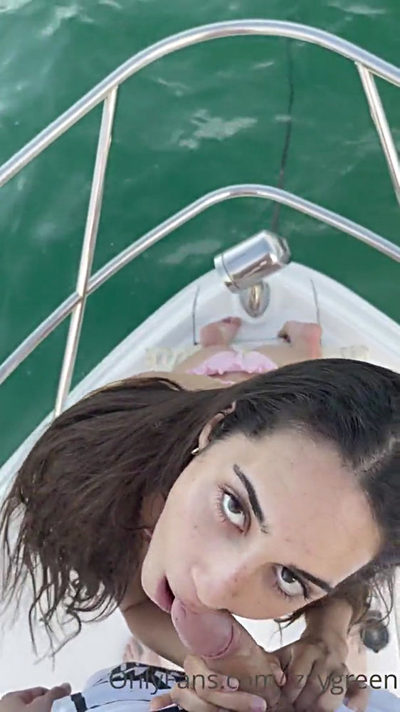 Izzy Green Boat Blowjob Video Leaked (Onlyfans) FullHD 1080p