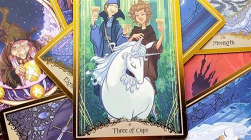 Learning tarot cards from an expert