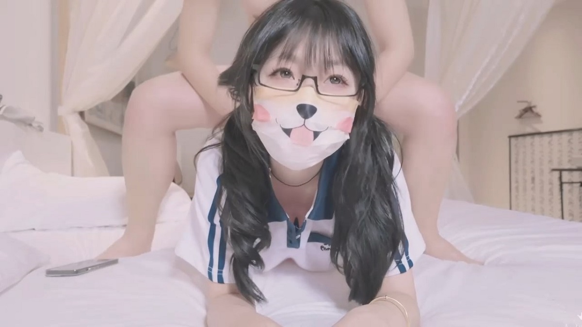 Yizhi Tao Tao - The Best Lolita School Girl in Shenzhen School Uniform. (Sugar heart Vlog) [uncen] [2024 г., All Sex, BlowJob, 720p]