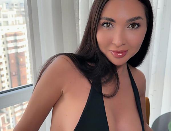 Sharing The Bed With - StepSister On Vacation - POV Amateur - [ModelsPorn] (FullHD 1080p)