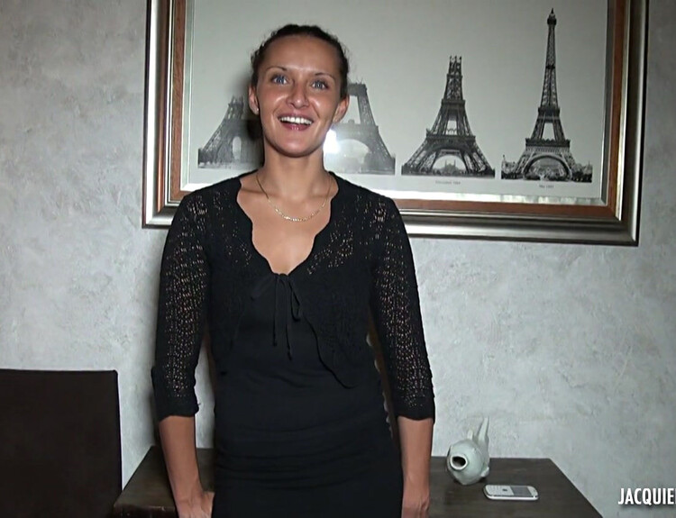 Chloe Dorcel, Lula Boobs - Luxure A Paris - Chloe Et Lula (FullHD 1080p) - Jacquie Et Michel TV - [2.06 GB]