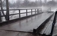 Под Хабаровском из-за паводка обрушился мост