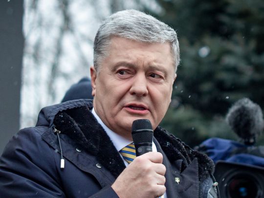 Петро Порошенко подав законопроєкт, за яким гроші військових переходять місцевим депутатам, — експерт Гладких