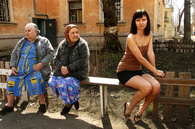 Ставка більша за пенсію: українським пенсіонерам пропонують роботу і обіцяють добре платити