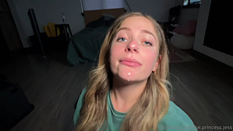 Princess Jess (theprincessjess) - Taking Care Of Your Needs With a Blowjob When You Come Home Is Honestly a Huge Kink Of Mine (FullHD 1080p) - Onlyfans - [381 MB]
