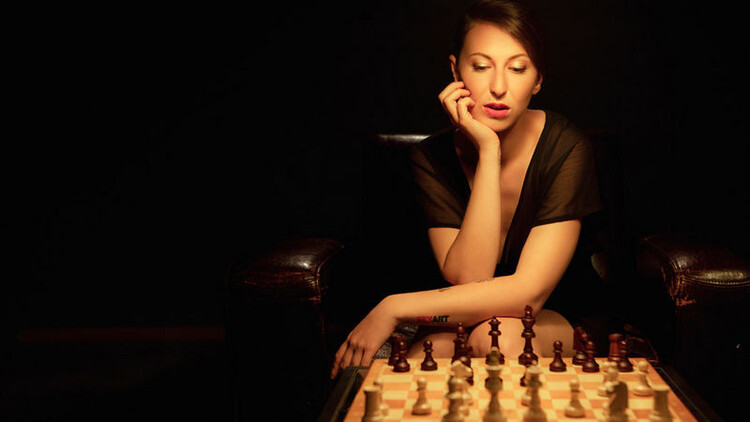 Emylia Argan and Angelo Godshack : Checkmate (SexArt/MetArt) HD 720p