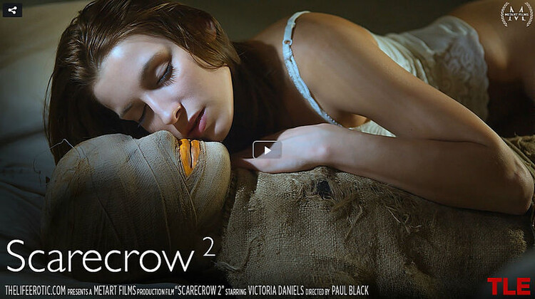 Victoria Daniels (Scarecrow 2) (TheLifeErotic) FullHD 1080p
