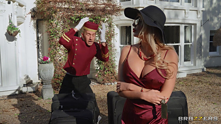 Amber Jayne - Banging The Bellhop: FullHD 1080p - 1.37 GB (Wetpassions)