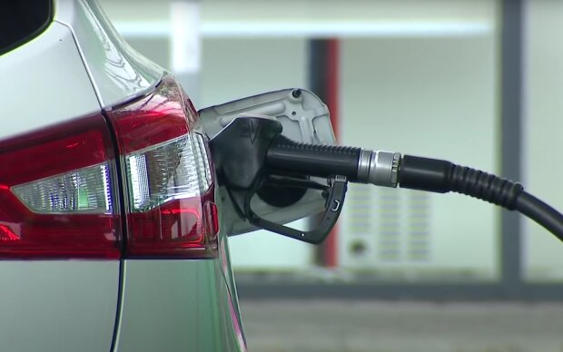 Доведеться переходити на газ: в Україні вже злетіли ціни на бензин, за скільки продають паливо