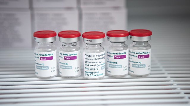 AstraZeneca вилучає з обігу вакцину проти COVID-19