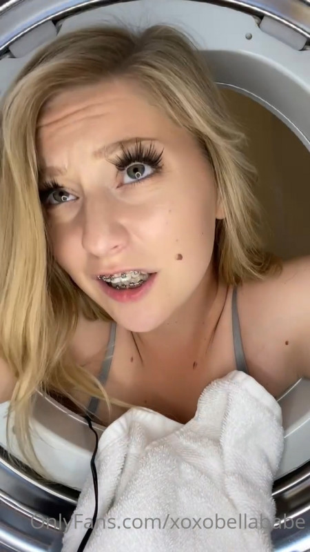 [Onlyfans.com] Bella Lynn - Stuck in the dryer [2022, Amateur, Cumshot, Facial, Hardcore, Natural Tits, Straight, Role Play, Step Brother, Step Sister, 720p, SiteRip]