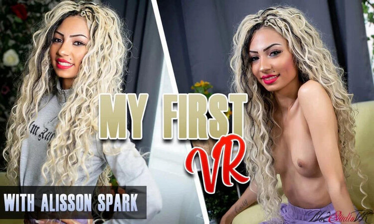 Alisson Spark : My First VR (No2StudioVR) UltraHD/4K 3072p