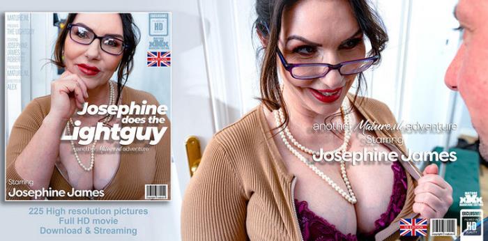 The Lightguy On a Movieset Gets a Shot Big Breasted MILF Josephine James: Josephine James (EU) (54), Roberto (35) (FullHD 1080p) - Mature.nl - [2024]