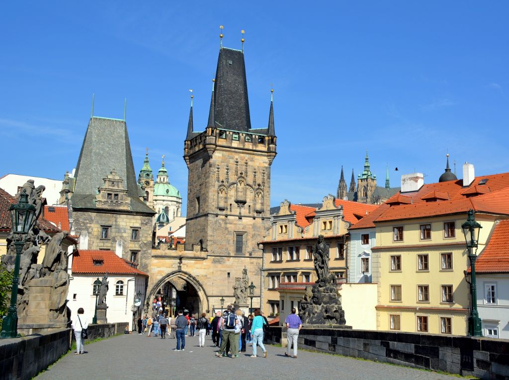 Prag     - Page 6 08807349f8958d99093c06481a7bdc67