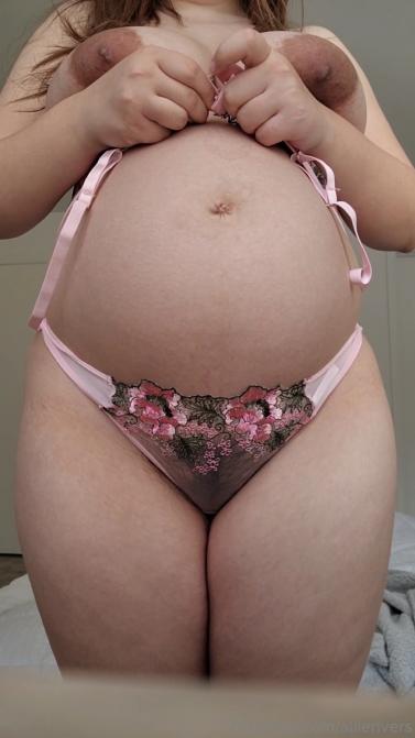 [Onlyfans.com] Allierivers - Pregnant Try On Haul [2023 г., solo, pregnant, 1080p, SiteRip]