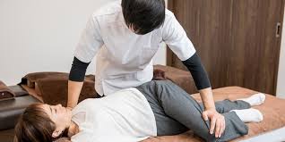 KEIRAKU Massage, a Japanese full-body massage incorporating