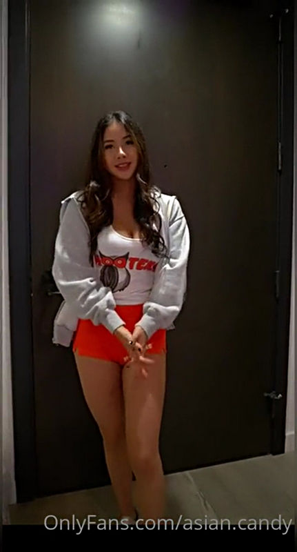 Onlyfans: Asian Candy Hooters Waitress Sex Tape Video Leaked {HD}