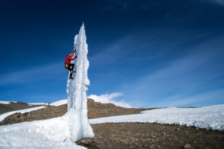 The Last Ascent (2020) 2160p WEB-DL H264 AAC-SONYHD