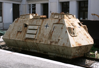 Armored Draisine Steyr le.Sp K 2670 Walk Around