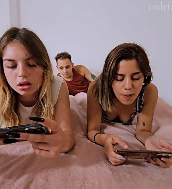 Primiciax - Gamer Girls Hard Fucked While Playing Mobile Legends - Ft KeilaBassi77 SaraLatina - [ModelHub] (FullHD 1080p)