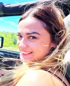 JacquieEtMichelTV – Marta On A Car Ride Marta Asks For A Hard Break