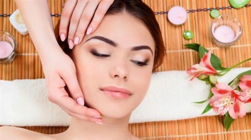 How to do Luxurious Facial Massage