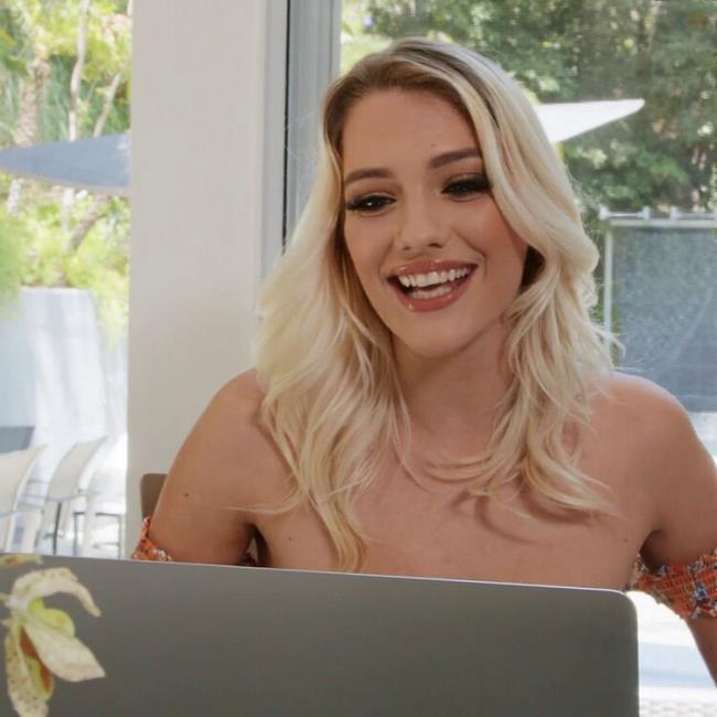 Sex Addict Therapy : Kenna James: FullHD 1080p - 771 MB (RealWifeStories/Brazzers)