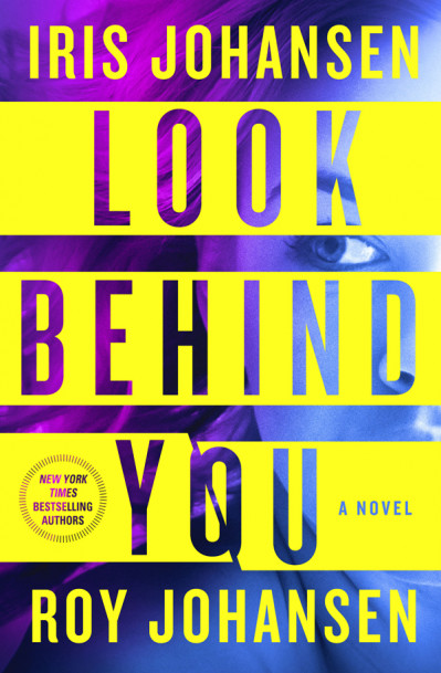 Look Behind You - Iris Johansen