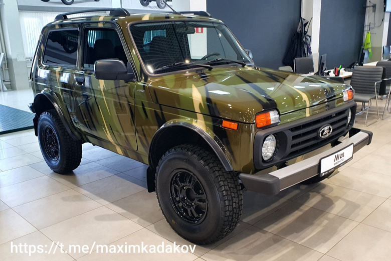 «Легендарная» Lada Niva за 1,4 млн рублей — суровая реальность. Машины подорожали, а дилеры не отнекиваются от «допов»