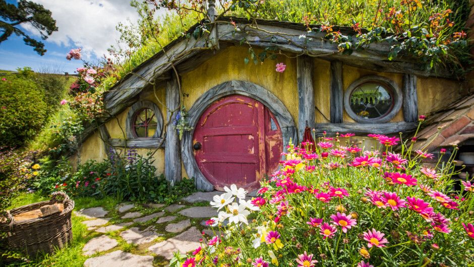 Hobbiton 07e6371a8016a80b7a9aa94bdbaa381d