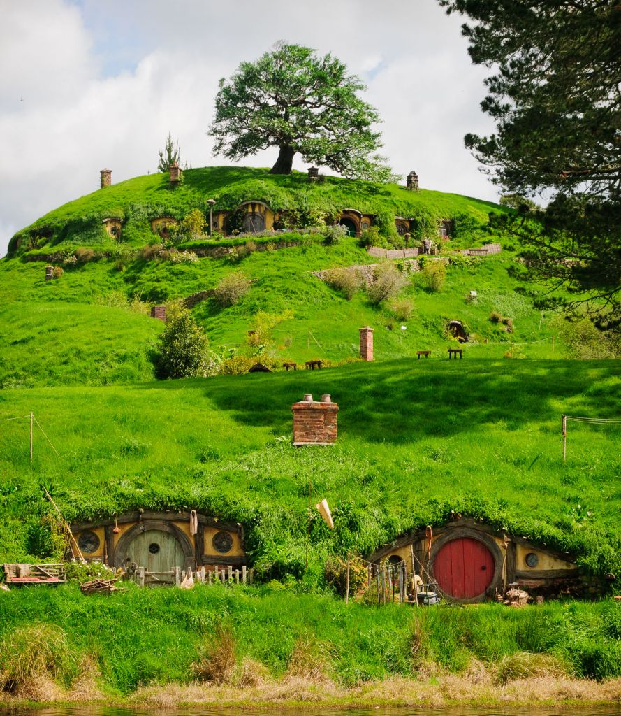 Hobbiton 59ef24c3e0d2dd119076a33af9338027