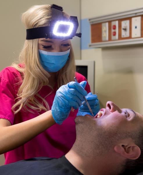 Sex With A Dentist Girl  (FullHD)