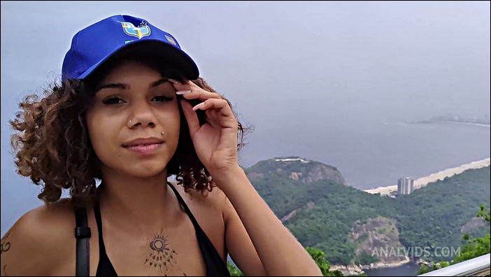 Mambo Perv MAMBO Tour - Mih Ninfetinha Gets Wild At The Rio s Sugarloaf Mountain Then Fucks Guys OB (AnalVids) HD 720p