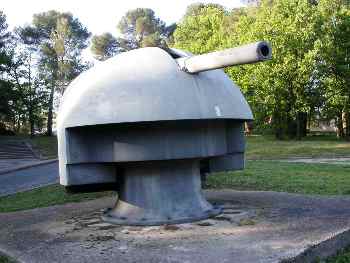 Turret 10cm Panzerturm in Schirmlaffette Draguig Walk Around