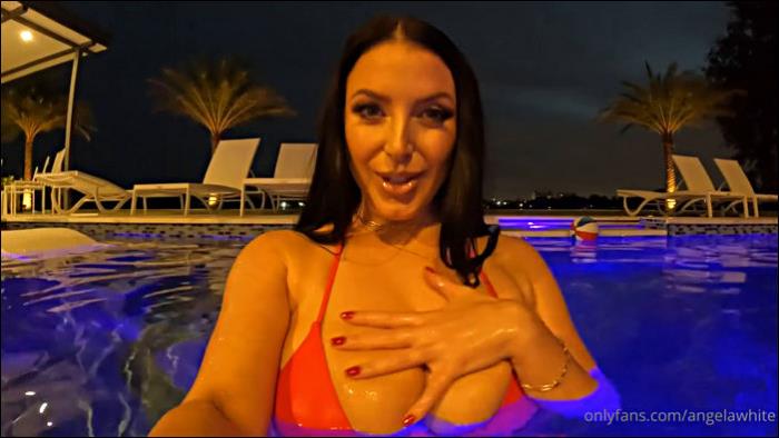 Angela White Late Night Dip