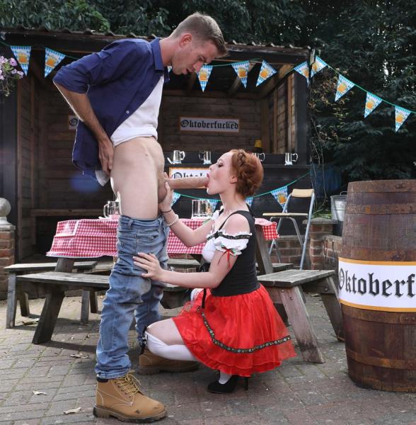 Big dick fucks Fraulein at Oktoberfest  (FullHD)