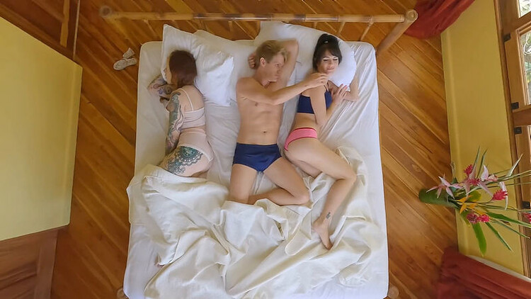 MrPussyLicking: FUCKING Next To DREAMING FRIEND : SURPRISED THREESOME Rough Pounding Till INCREDIBLE ORGASMS MrPussyLicking [FullHD 1080p]