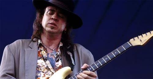 Lick Library - Learn to play Life By The Drop By Stevie Ray  Vaughan 7f53b346aa00500b7bcbccf510841338